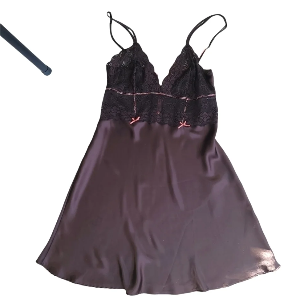 𝅺VINTAGE Avon Nightie